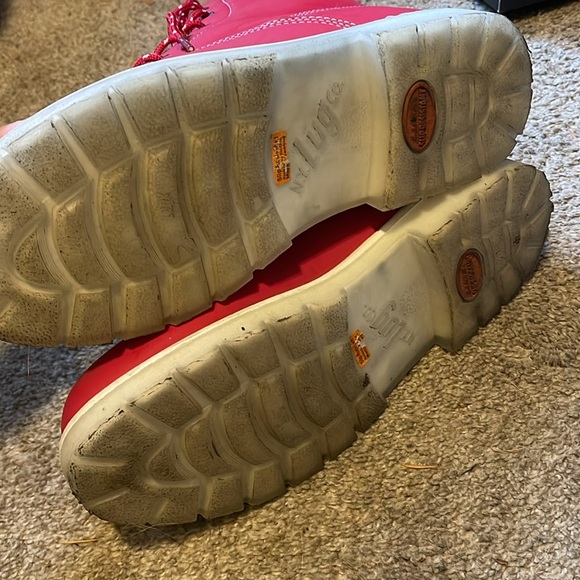 boots - Picture 2 of 3